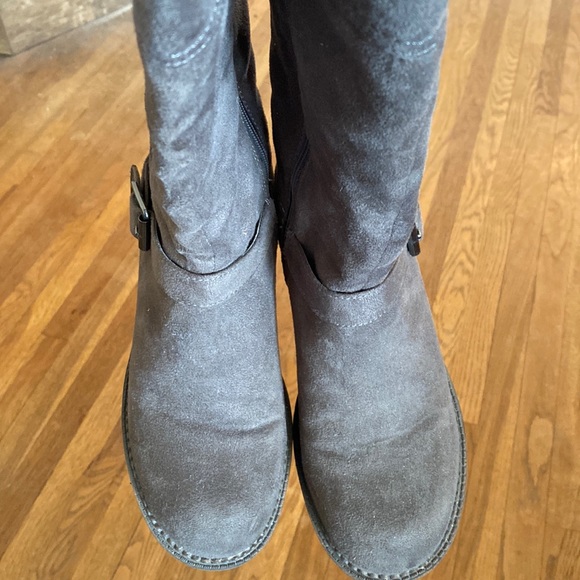 Kenneth Cole zip up boots - Picture 7 of 10